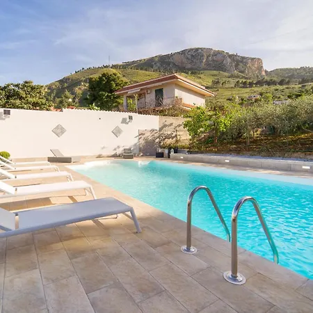 Gorgeous In * אלטאווילה מיליציה