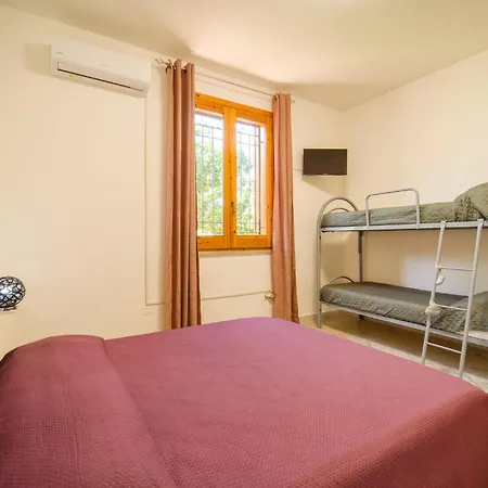 Gorgeous In אלטאווילה מיליציה